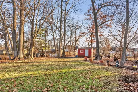 Exterior - 833 Forest Ave, Elgin, IL 60120 photo 7 of 7