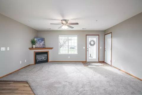 Living - 210 E Franklin St #101, Eldridge, IA 52748 photo 1 of 2