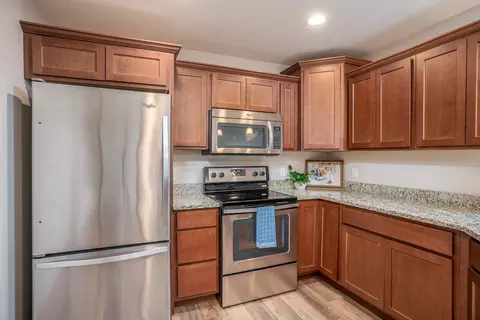 Kitchen - 210 E Franklin St #101, Eldridge, IA 52748 photo 1 of 1