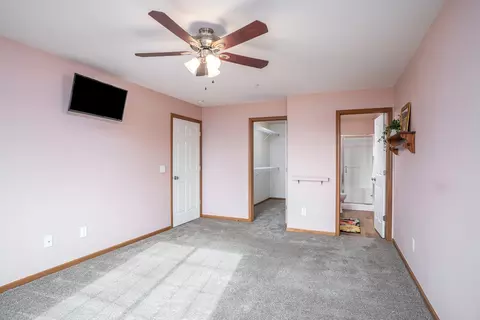 Bedroom - 210 E Franklin St #101, Eldridge, IA 52748 photo 4 of 4