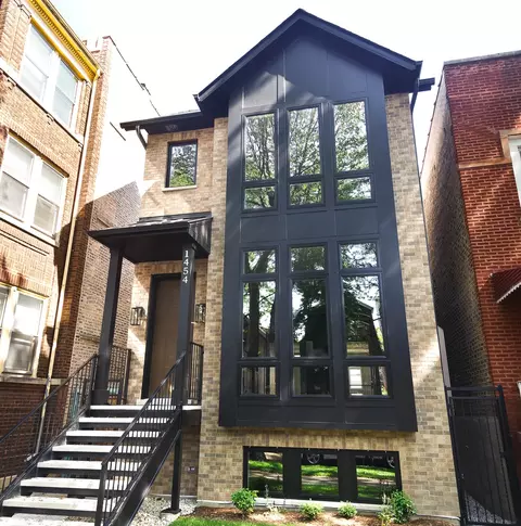 1454 W Edgewater Ave, Chicago, IL 60660