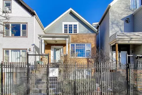 2527 N Ashland Ave, Chicago, IL 60614