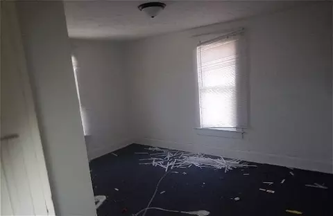 Bedroom - 1129 E Reservoir St, Springfield, IL 62702 photo 3 of 4