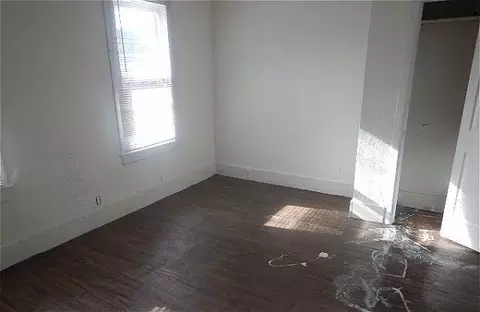 Bedroom - 1129 E Reservoir St, Springfield, IL 62702 photo 4 of 4