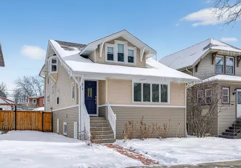 810 S Euclid Ave, Oak Park, IL 60304