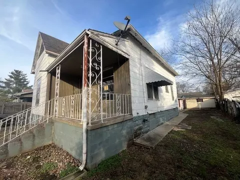 404 N 12th St, Herrin, IL 62948 photo 7