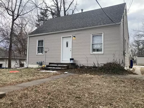 2109 E Locust St, Davenport, IA 52803