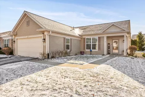 13785 Wilshire Way, Huntley, IL 60142
