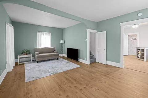 Living - 136 W Mill St, Kewanee, IL 61443 photo 1 of 4