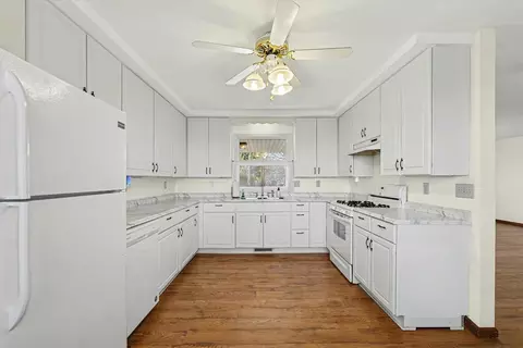 Kitchen - 206 Maple St W, Sidney, IL 61877 photo 3 of 3
