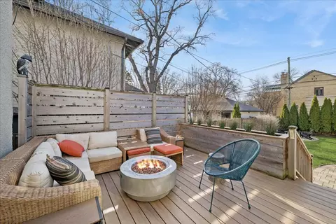 Exterior - 2740 Asbury Ave, Evanston, IL 60201 photo 3 of 6