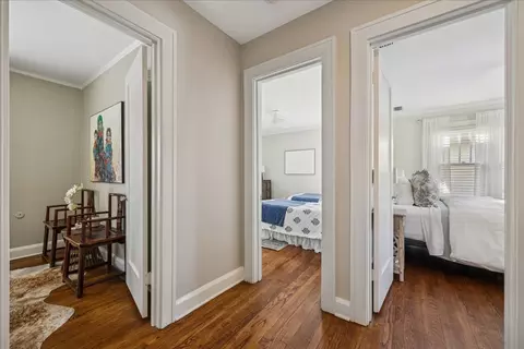 Entry Way - 2740 Asbury Ave, Evanston, IL 60201 photo 4 of 4