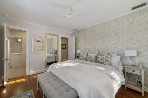 Bedroom - 2740 Asbury Ave, Evanston, IL 60201 photo 2 of 4