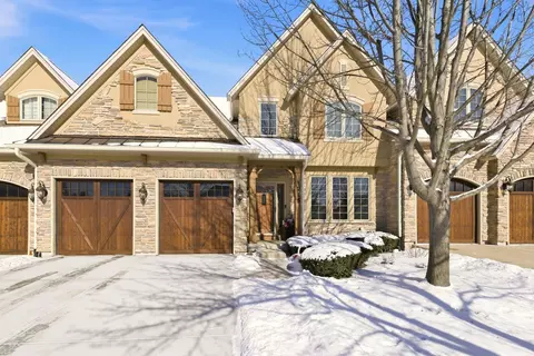 1715 Amelia Ct, Naperville, IL 60565