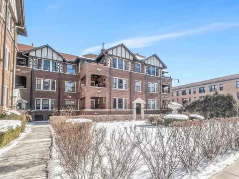 2116 W North Ave #3N, Chicago, IL 60647
