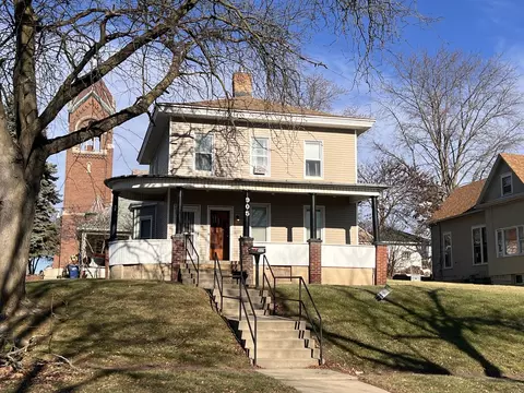 905 4th St, Lasalle, IL 61301