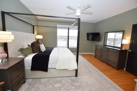 Bedroom - 2111 Tyler Trl, Mchenry, IL 60051 photo 2 of 6