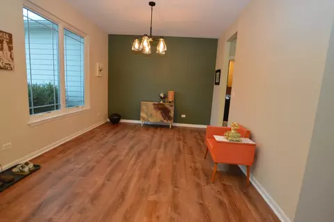 Other - 2111 Tyler Trl, Mchenry, IL 60051 photo 5 of 10