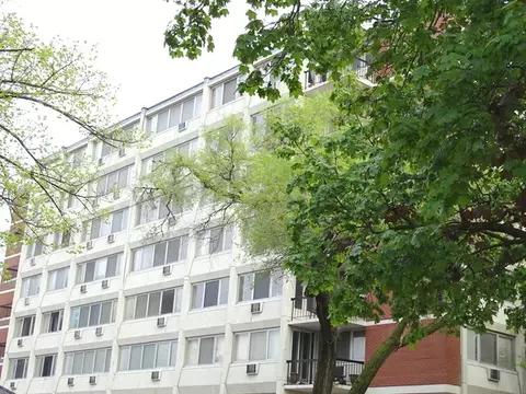 140 Marengo Ave #105, Forest Park, IL 60130