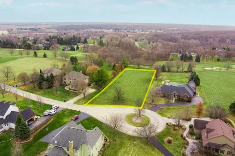 801 Carolyn Ct, Elburn, IL 60119