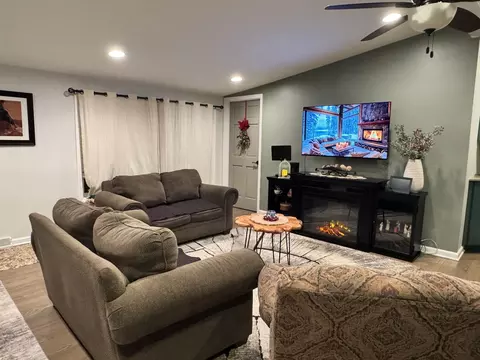 Living - 2728 W Brooklyn Rd, Compton, IL 61318 photo 2 of 2