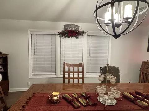 Dining - 2728 W Brooklyn Rd, Compton, IL 61318 photo 2 of 2