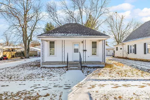 122 E Allen St, Farmer City, IL 61842