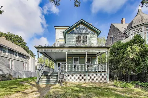 375 Park Ave, Highland Park, IL 60035