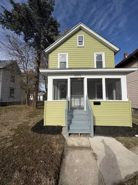 304 12 W 7th St, Sterling, IL 61081