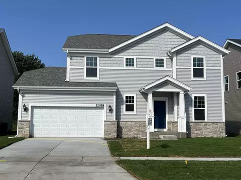 32018 Savannah Dr, Lakemoor, IL 60051