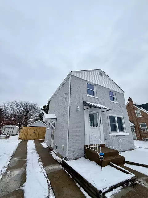 2227 S 16th Ave, Broadview, IL 60155
