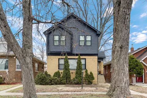 2035 S 11th Ave, Maywood, IL 60153