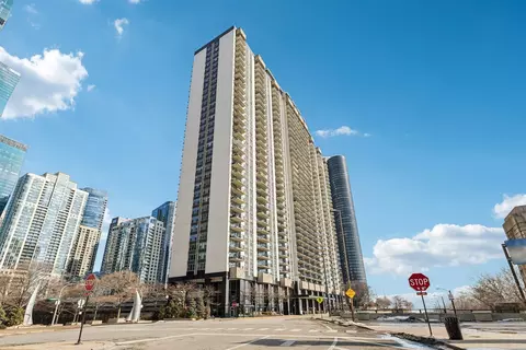 400 E Randolph St #3719-20, Chicago, IL 60601