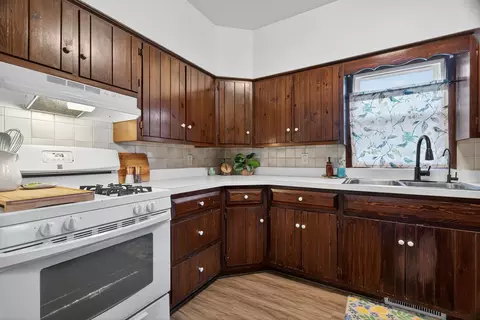 Kitchen - 402 8th St, Mazon, IL 60444 photo 2 of 3