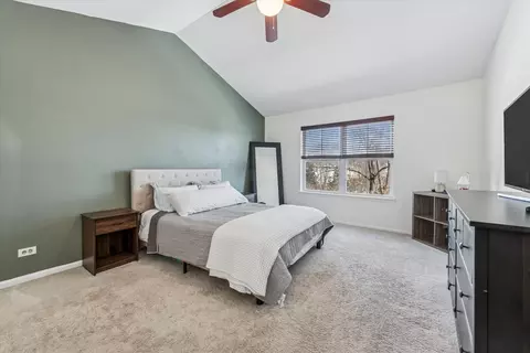 Bedroom - 529 Horizon Dr, Bartlett, IL 60103 photo 1 of 5