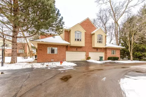 1739 Melise Dr, Glenview, IL 60025