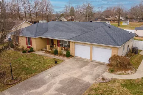 1402 Matthew Ln, Marion, IL 62959 photo 2