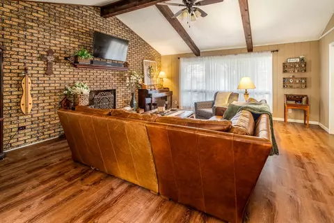 1402 Matthew Ln, Marion, IL 62959 photo 9
