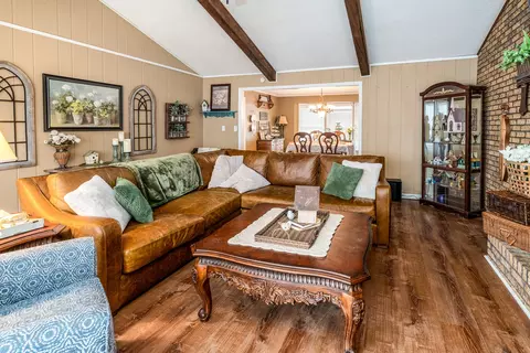 1402 Matthew Ln, Marion, IL 62959 photo 8