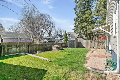 Exterior - 491 Congdon Ave, Elgin, IL 60120 photo 4 of 4