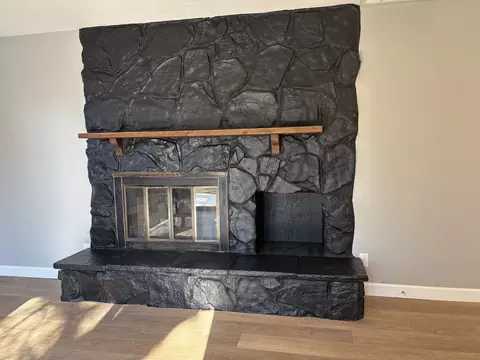 Living - 920 North Dr, Rantoul, IL 61866 photo 1 of 4