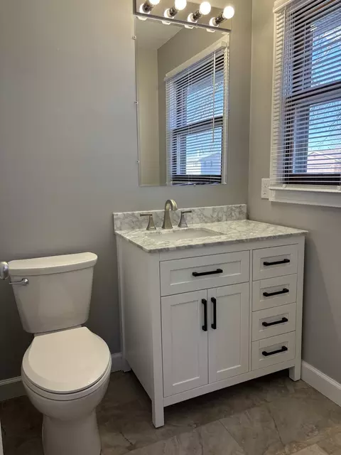 Bath - 920 North Dr, Rantoul, IL 61866 photo 1 of 3