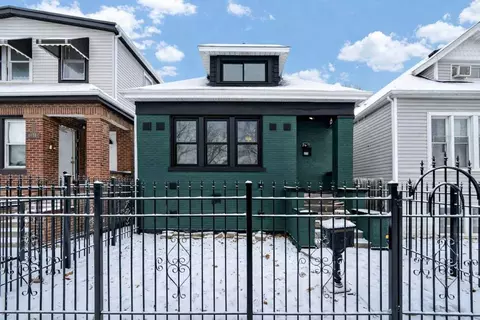 6818 S Wood St, Chicago, IL 60636