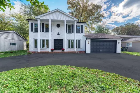 311 Montclare Ln, Wood Dale, IL 60191