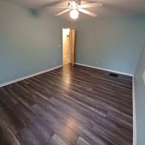 Bedroom - 701 E 9th St, Kewanee, IL 61443 photo 6 of 9