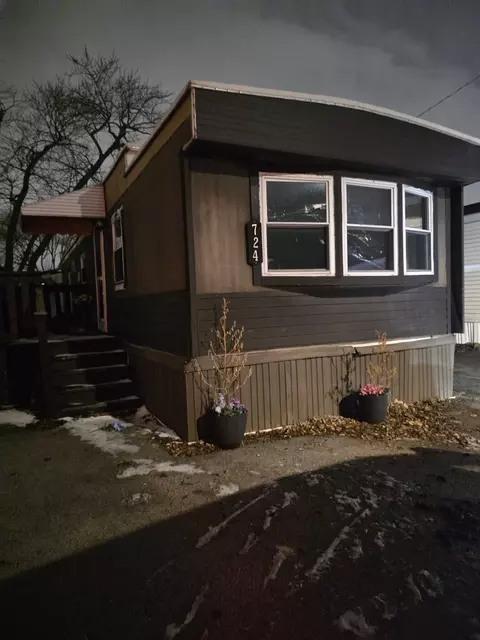 8800 Harlem Ave #724, Bridgeview, IL 60455