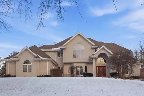 43 Brookside Dr, Lemont, IL 60439