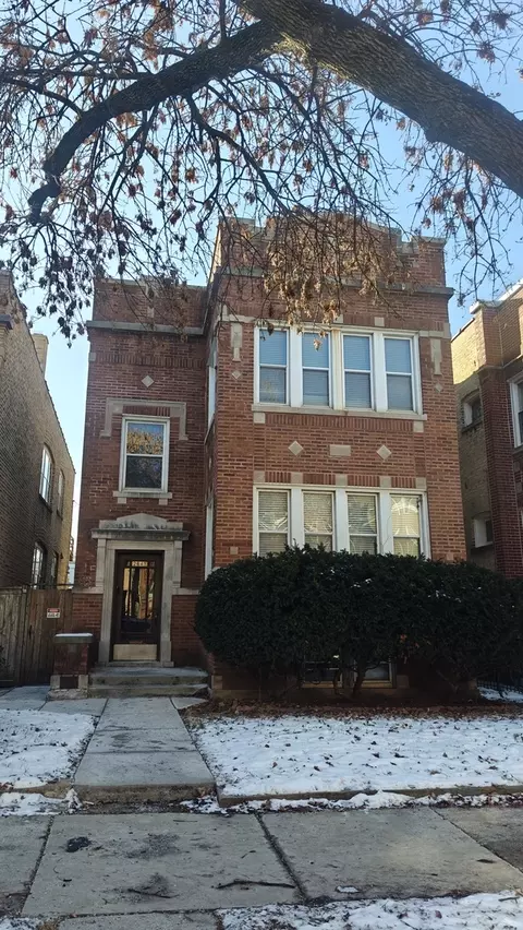 2645 W Winnemac Ave, Chicago, IL 60625