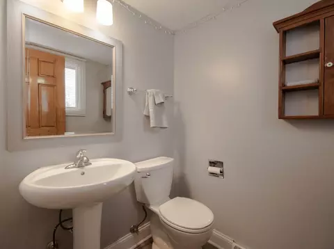 Bath - 746 E Devon Ave, Roselle, IL 60172 photo 1 of 3
