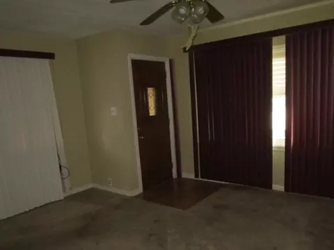 Living - 421 4th St E, Milan, IL 61264 photo 1 of 1